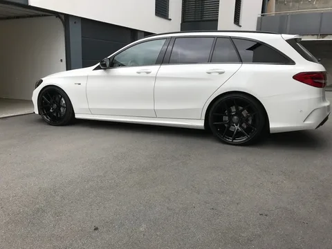 Mercedes C-Klasse T-Modell nach dem Felgenumbau